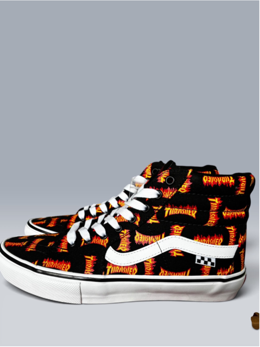 Vans Skate Sk8-Hi "Allover Thrasher Logo" Size 9 Men Brand NEW
